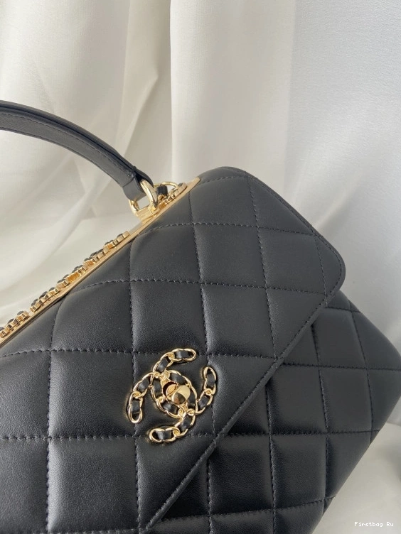 First Bag Ru trendy CHANEL -25CM CC 0713